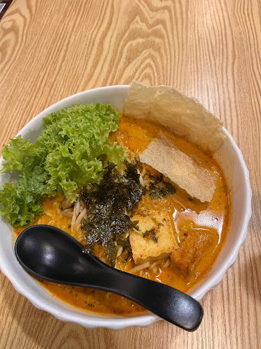 445 Bedok North Street 1, #01-02 Djitsun Mall, Singapore 469661