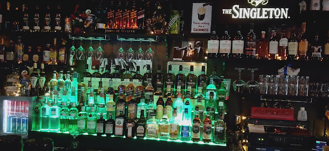 Cheeers Bistro & Bar - Singapore