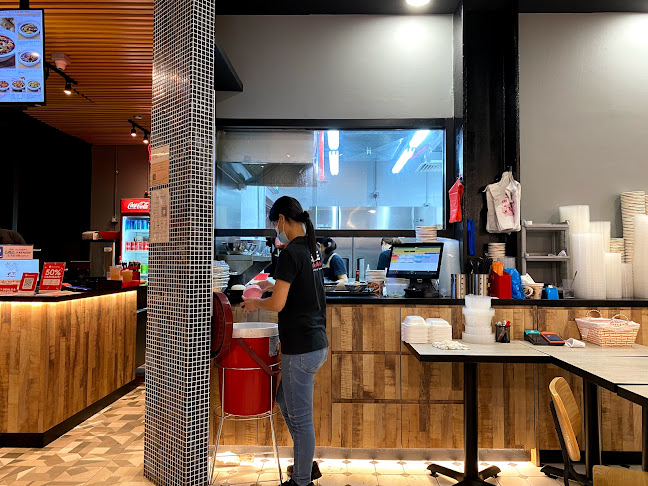 Comentarii opinii despre Lau Wang Claypot Delights @ Singpost Centre