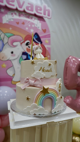 Comentarii opinii despre Honeypeachsg Bakery