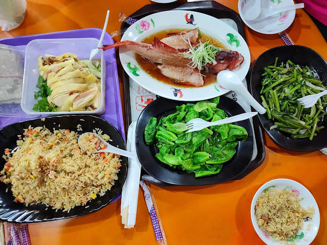 1 Kadayanallur St, #01-32 Maxwell Food Centre, Singapore 069184