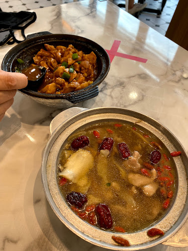 10 Eunos Rd 8, #01-137/138, Singapore 408600