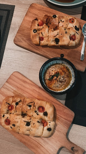 Opinii despre Hillcrest Grubs în Singapore - Hospitality and gastronomy