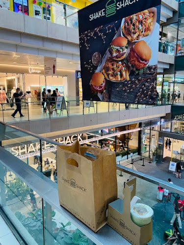 Shake Shack Westgate - Hospitality and gastronomy