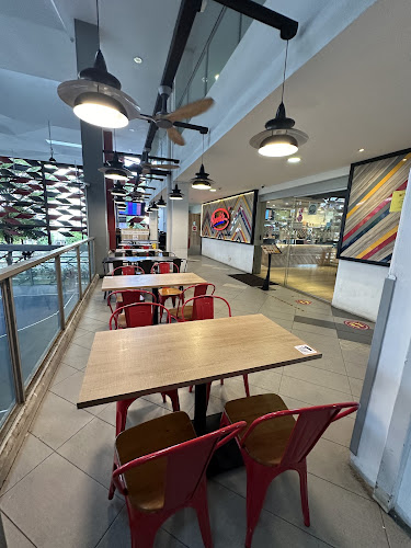 Arnold’s Fried Chicken Tampines Branch - Singapore