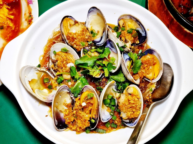 Hey Kee HK Seafood - Hospitality and gastronomy