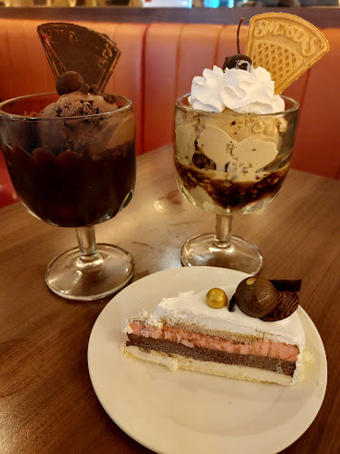 Opinii despre Swensen's @ NEX în Singapore - Hospitality and gastronomy