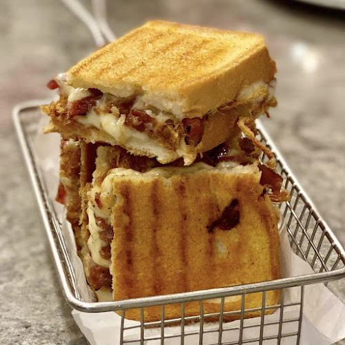 1359 Serangoon Rd, Singapore 328241