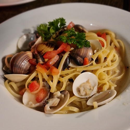 Opinii despre Madrinaa Italiano în Singapore - Hospitality and gastronomy