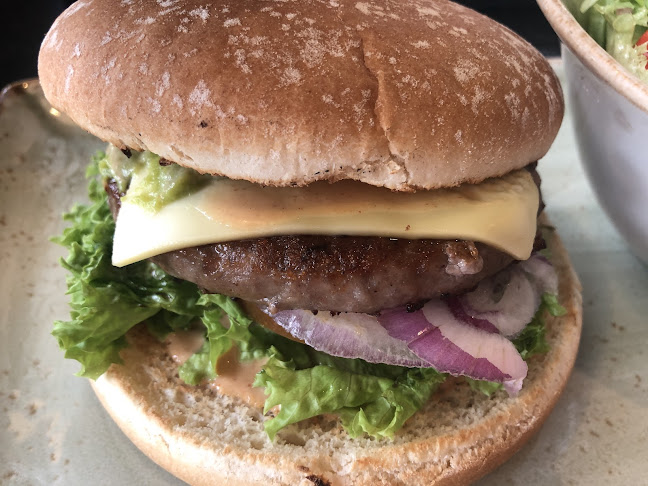 Comentarii opinii despre SERVUS German Burger Grill | VIVOCITY