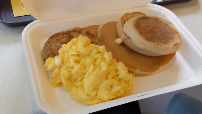 Opinii despre McDonald's JEM în Singapore - Hospitality and gastronomy