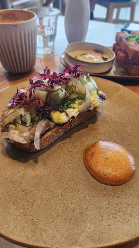 Comentarii opinii despre Frankie & Fern's