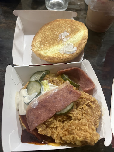 Opinii despre KFC în Singapore - Hospitality and gastronomy