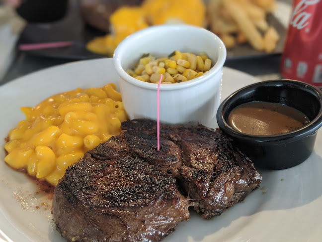 Comentarii opinii despre iSTEAKS @ Star Vista