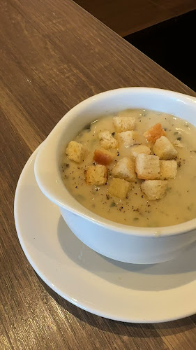 ASTONS Specialities @ City Square Mall - Hospitality and gastronomy