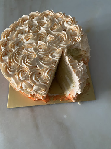 Whyzee | Birthday Cake Delivery Singapore