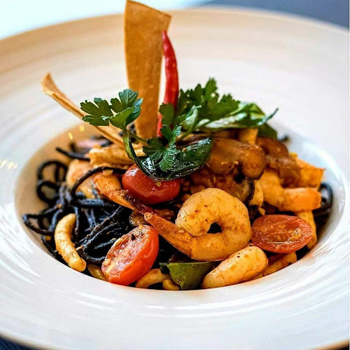 Opinii despre Sweet Garden Dining Cafe în Singapore - Hospitality and gastronomy