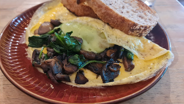 Comentarii opinii despre The Food Peeps Coffee and Deli