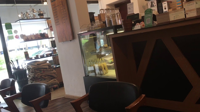 Comentarii opinii despre Tiong Hoe Specialty Coffee