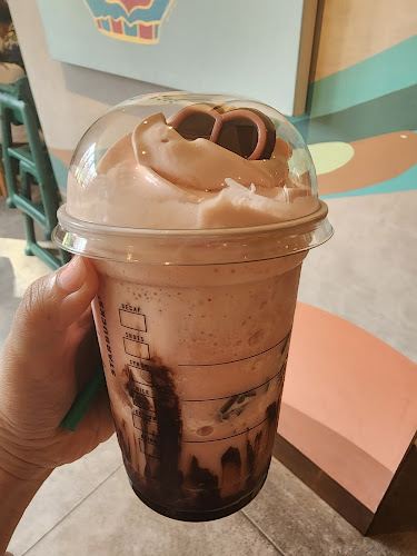 Starbucks Katong Square - Hospitality and gastronomy