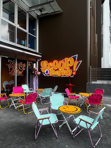 Scoop and Sketch - Singapore