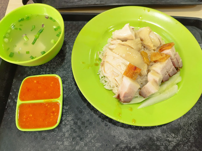 Yuhua Village Market and Food Centre - Hospitality and gastronomy