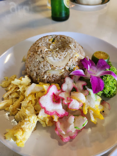 Comentarii opinii despre Naowarat Thai Cuisine