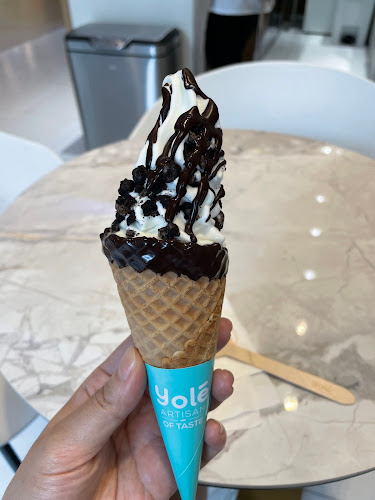 Yolé Plaza Singapura - Hospitality and gastronomy