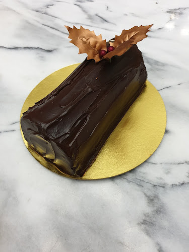 Comentarii opinii despre Awfully Chocolate Raffles City – Cake Shop, Bakery & Chocolate Cakes