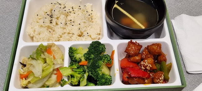 3 Gateway Dr, #01-06 Westgate, Singapore 608531