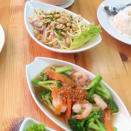 Moona Thai Kitchen.. - Hospitality and gastronomy