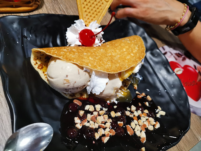 10 Eunos Rd 8, #02-136/137 SingPost Centre, Singapore 408600