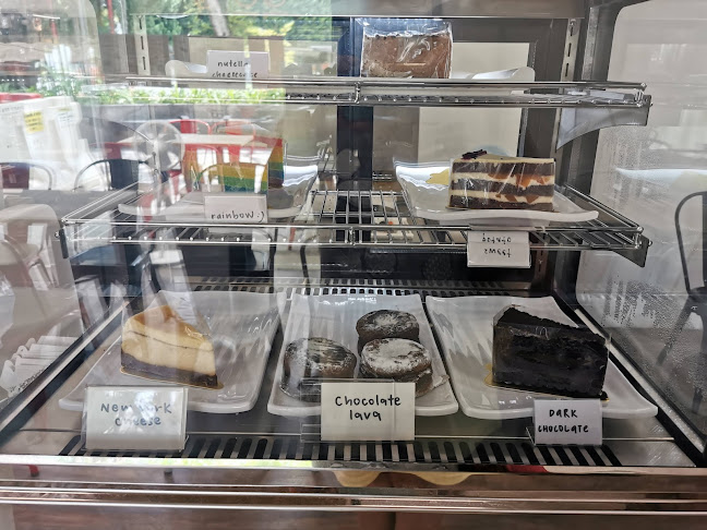 Coffee & Chirashi - Hospitality and gastronomy