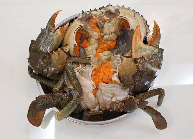 YYF CRABS - Hospitality and gastronomy