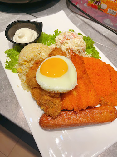 Hougang Ave 8, #01-257 Block 644, Singapore 530644