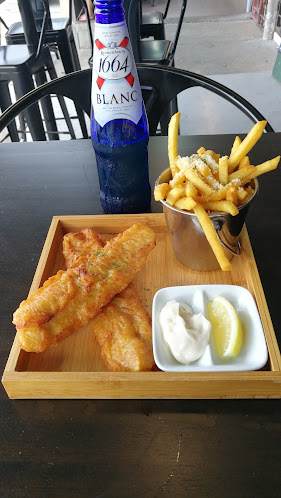 Comentarii opinii despre Only Fanz Sports Bar