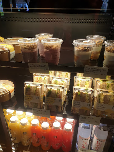 Starbucks SingHealth Tower - Hospitality and gastronomy