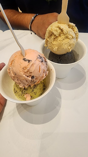 Comentarii opinii despre Ketojiak Ice Creams, Waffles & Bakes (Sugar-Free, Ultra Low Carb, Diabetic & Keto Friendly)