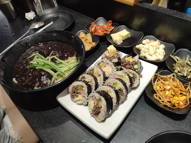 Opinii despre Three Meals A Day în Singapore - Hospitality and gastronomy