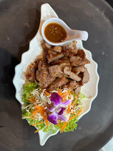 Chok Dee Authentic Thai Cuisine - Hospitality and gastronomy