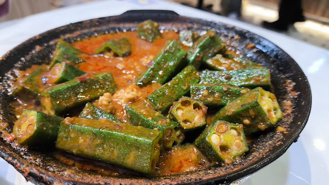 Lau Wang Claypot Delights @ Singpost Centre