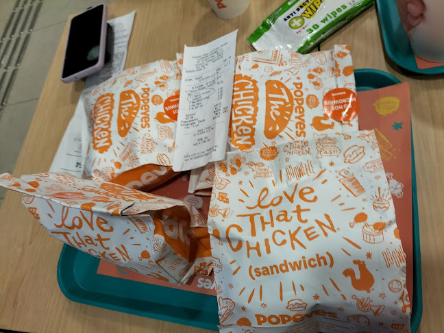 Opinii despre Popeyes Orchard Exchange în Singapore - Hospitality and gastronomy