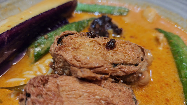 377 Hougang St. 32, #01-09 Hougang RiverCourt, Singapore 530377