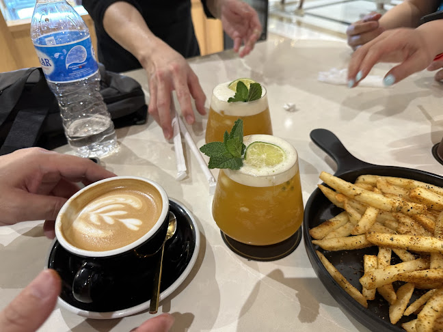 Opinii despre Pazzion Café în Singapore - Hospitality and gastronomy