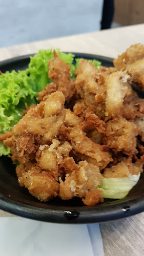 3 Gateway Dr, #01-06 Westgate, Singapore 608531