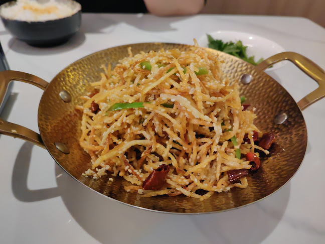 Airport Blvd., T3 Departure Singapore Changi Airport, 03-21, Singapore 819663