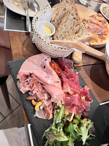 Wine Connection Bistro - Singapore