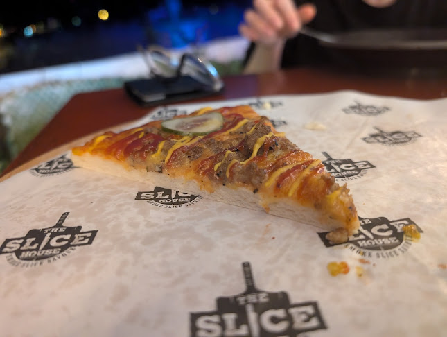 Opinii despre The Slice House în Singapore - Hospitality and gastronomy
