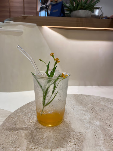 Elijah Pies - Tanjong Pagar