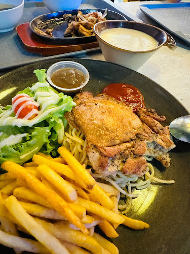 Common Grill by COLLIN'S (Hougang Mall) - Singapore